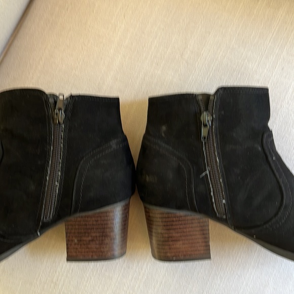 Black Unisa Ankle Boot Size 7.5 - Picture 4 of 5